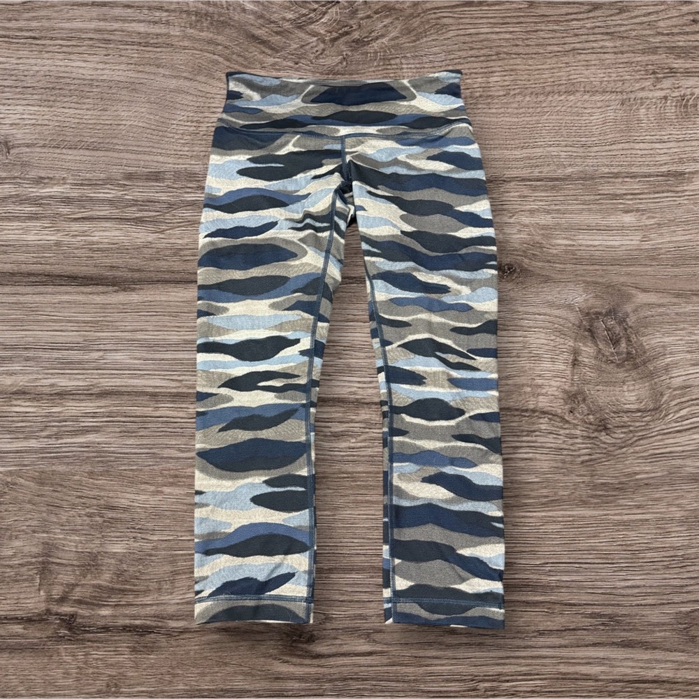 Lululemon Wunder Under Crop